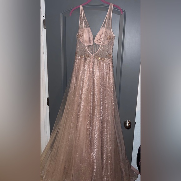 This was my prom dress, It’s in good condition and was only wore once. - Picture 2 of 2